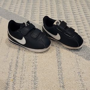 Nike cortez toddler shoes